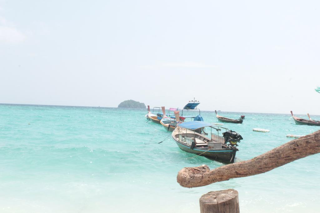 Captain Yut'S Bangalows Koh Lipe Eksteriør billede